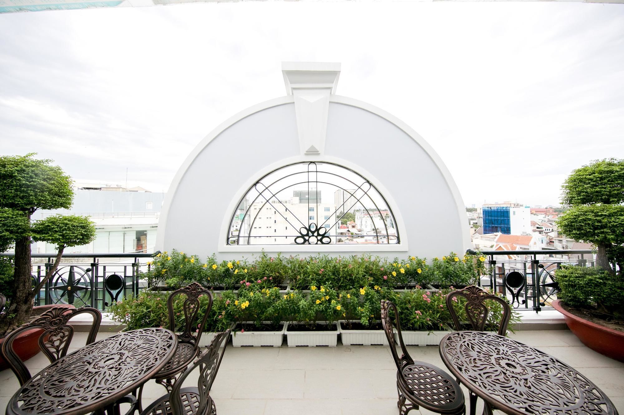 Le Saigon Hotel Ho Şi Min Exterior foto